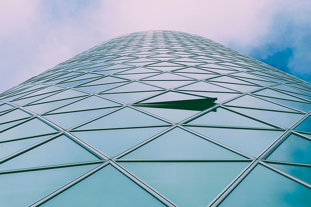 漫步法兰克福西港：藏在摩天楼里的建筑小细节