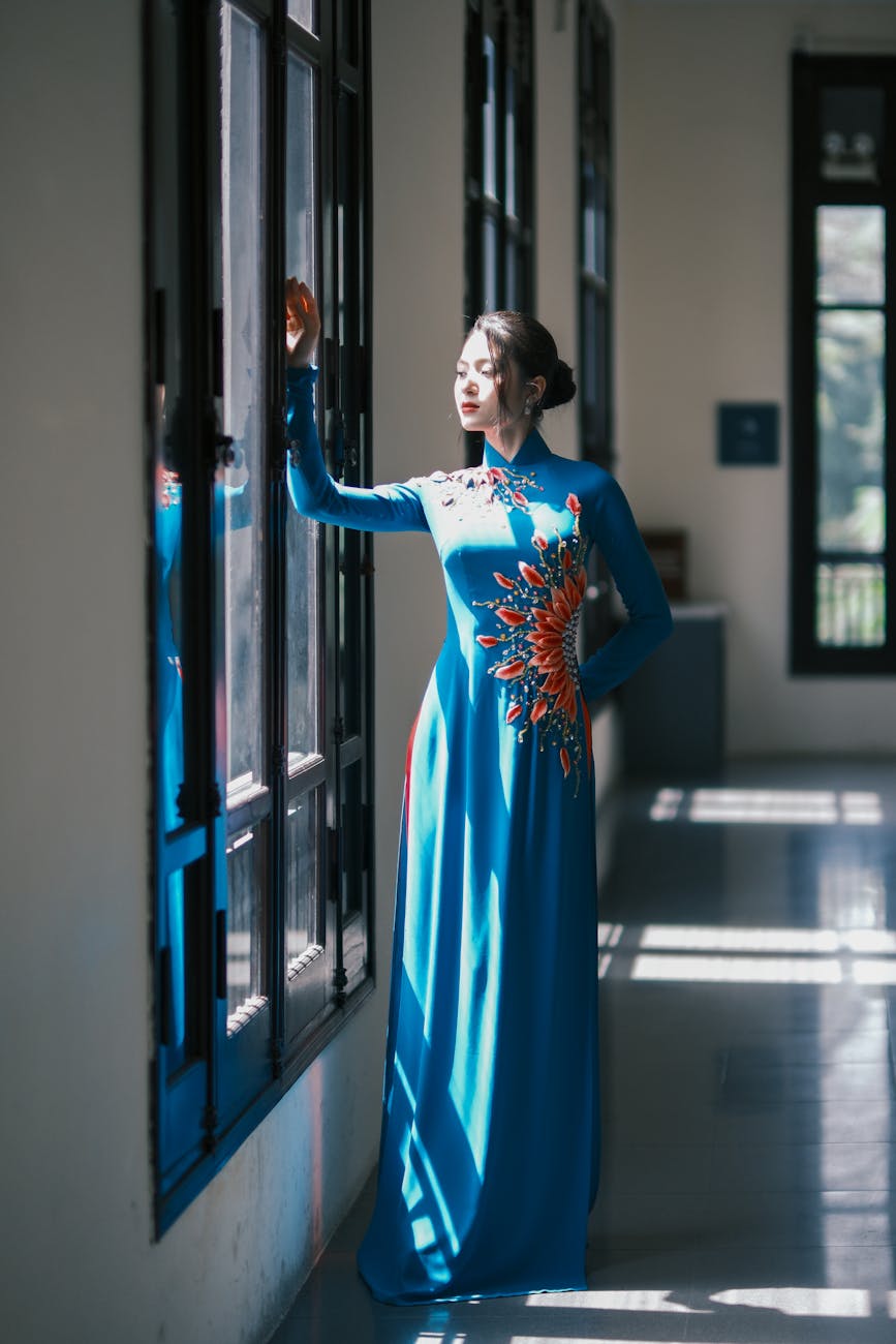 （好玩的）如何加入1元1分上下分红中麻将群跑的快群窗畔蓝衣少女